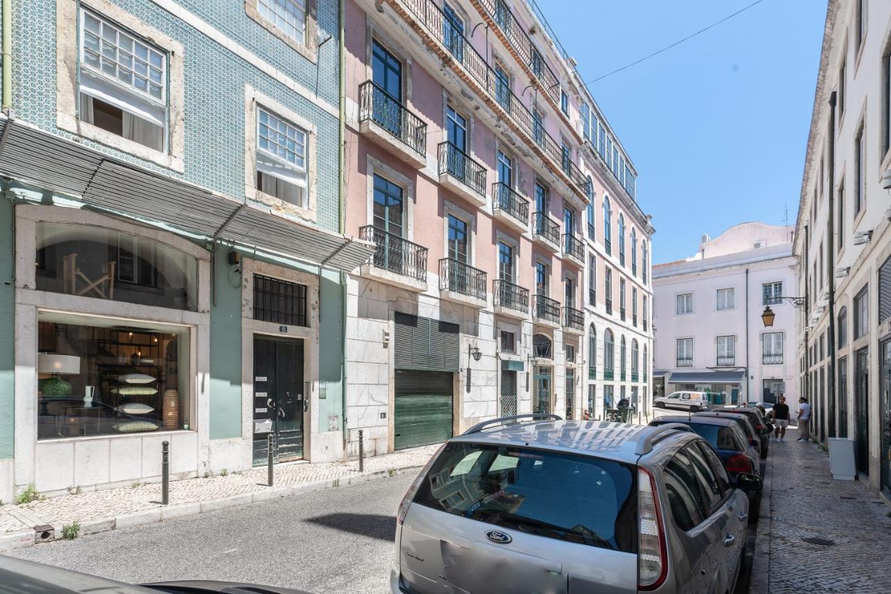 Yellow Tiles In City Center Lissabon Exterior foto